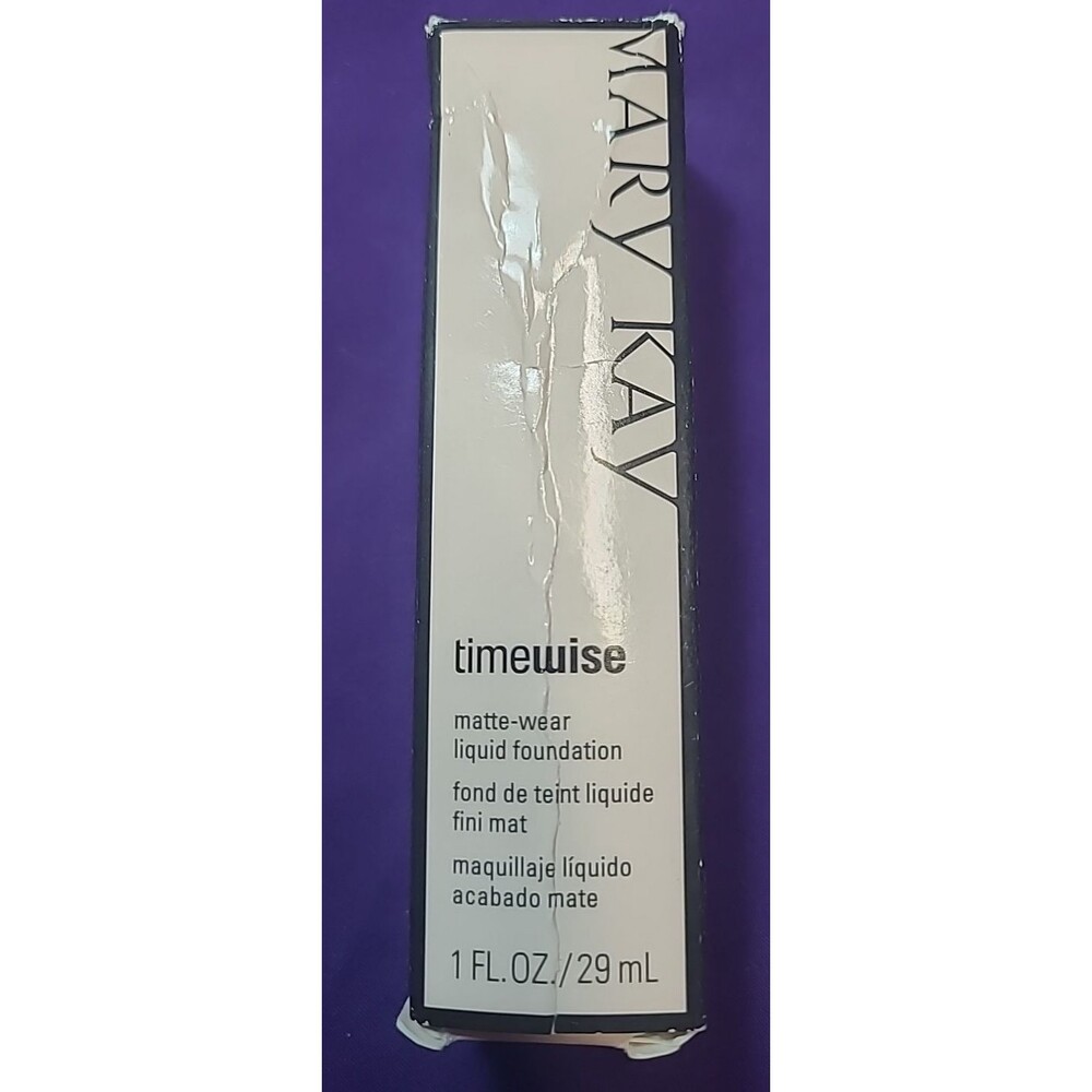 Mary Kay TimeWise Matte Wear Liquid Foundation Ivory-6 1 fl oz NIB 038755